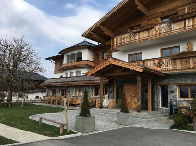 Gewerbliche Bauten von Holzbau Huber GmbH in Flachau